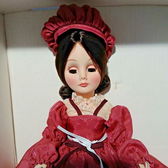 Vintage Effanbee Doll 15ins Tall Guinevere 1551 - Picture 4 of 11